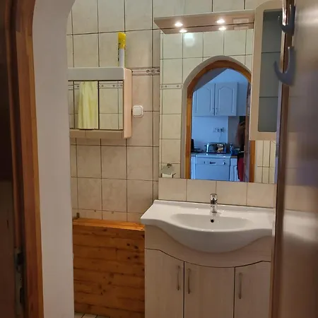 Mit Pool, Wlan Direkt Am 70qm Apartamento