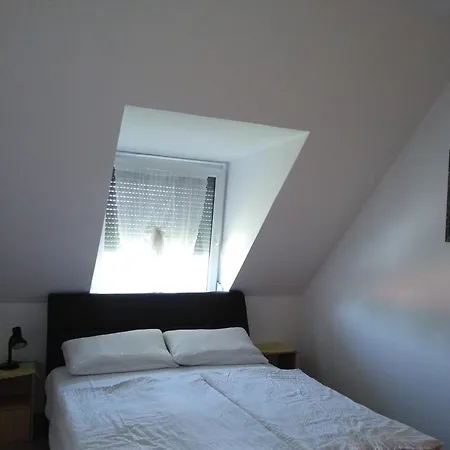 Mit Pool, Wlan Direkt Am 70qm 公寓 Balatonmáriafürdő