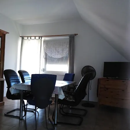 Mit Pool, Wlan Direkt Am 70qm * Balatonmáriafürdő